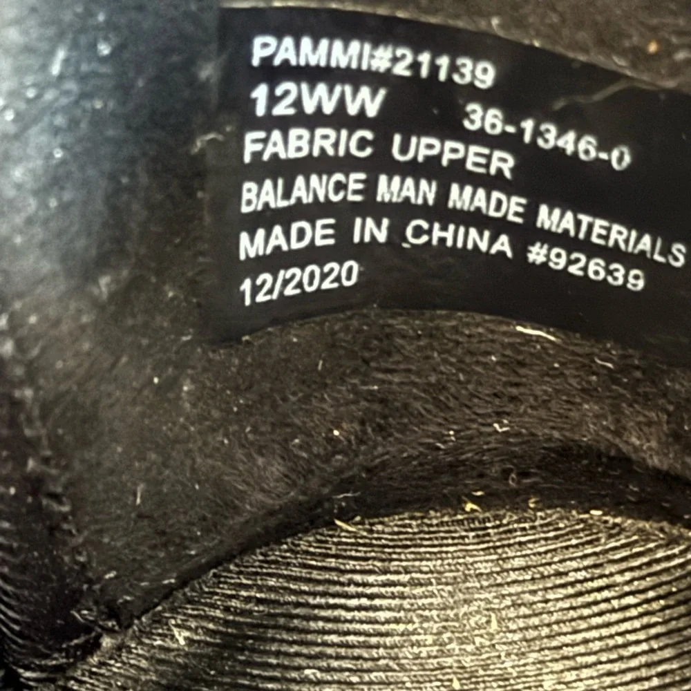 Women's Black Woven Elastic Flats, size‎ 12WW